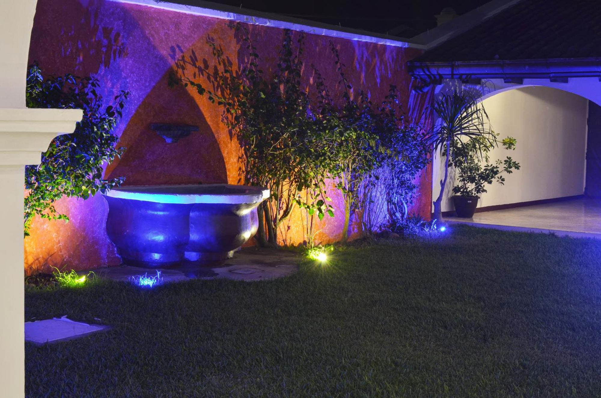 Luna Maya Boutique Hotel Antigua Bagian luar foto